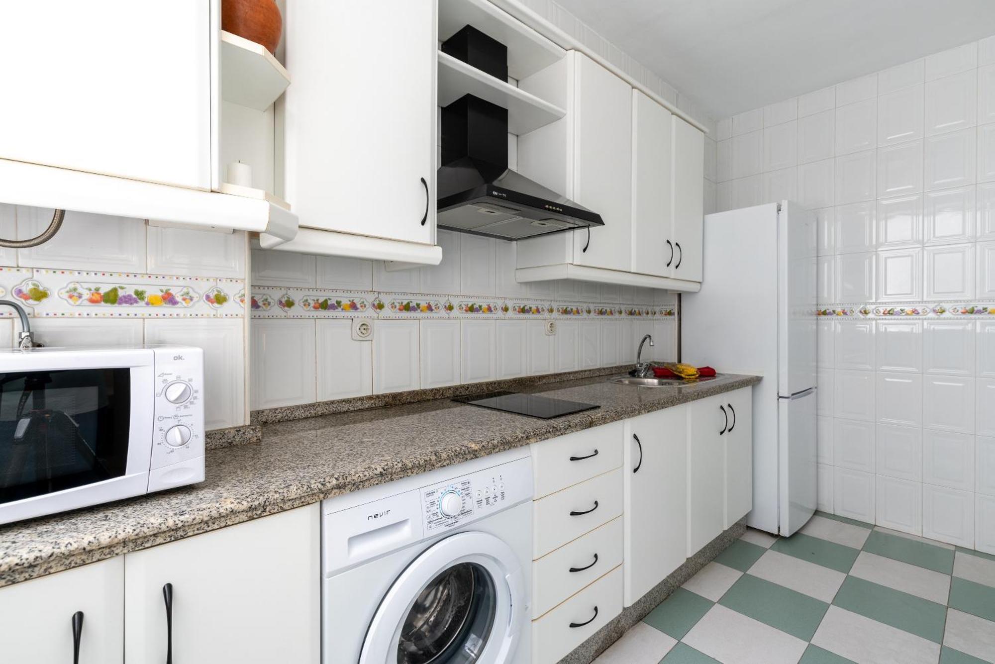 Apartamento Familiar Maria Auxiliadora Seville Luaran gambar